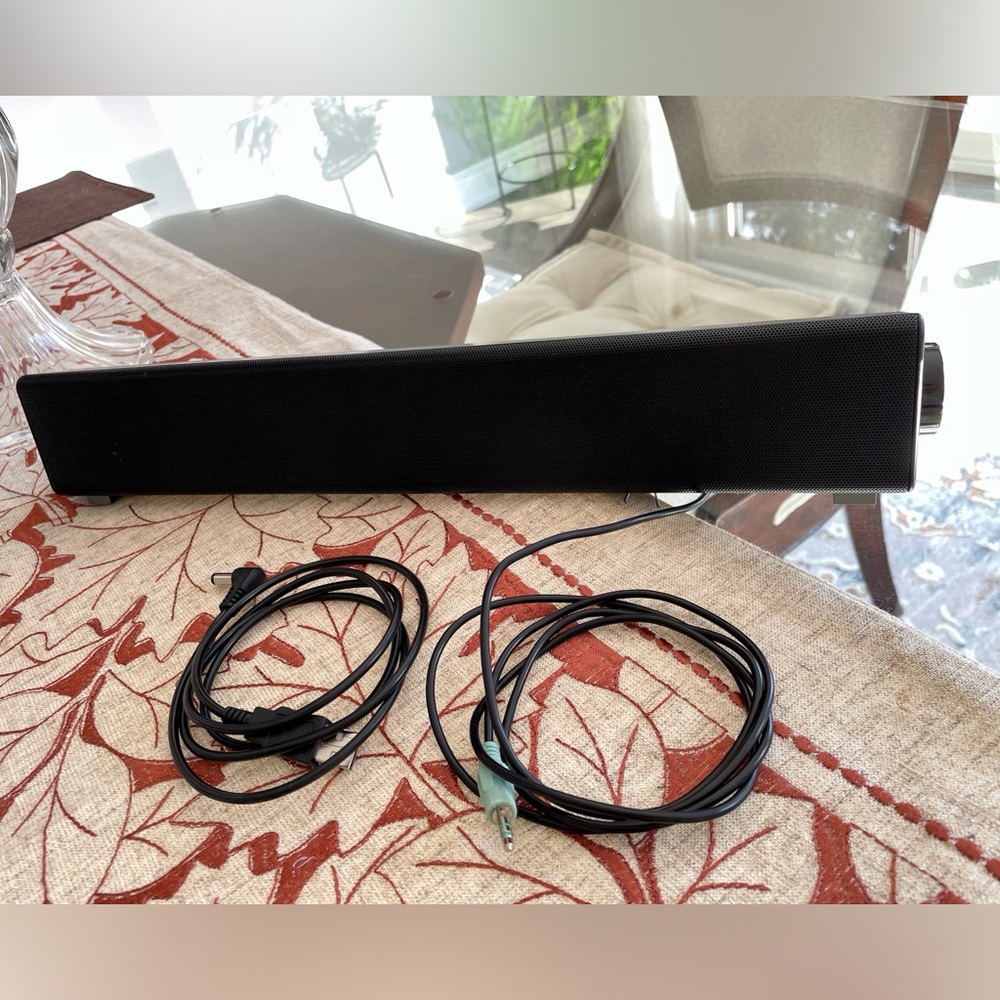 Computer Soundbar - Picture 2 of 7